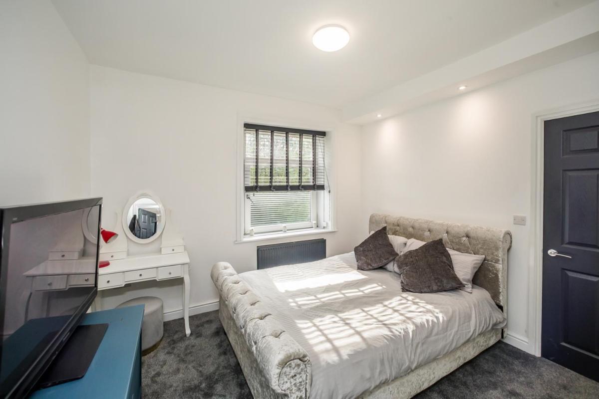 The Cosey Tucked-Away Cottage 2 Or 3 Bedroom Options Huddersfield Room photo
